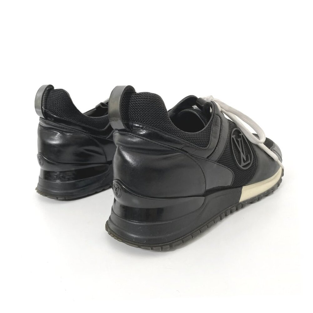 Vuitton sneakers - Run Away line - US7.5 - Picture 12 of 16